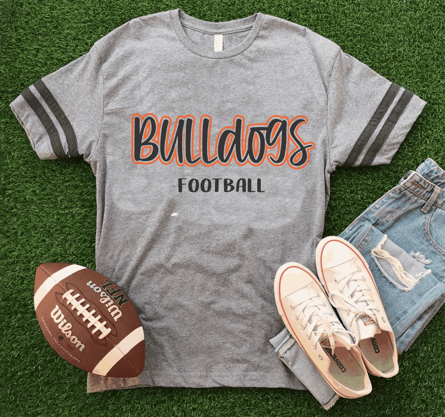 BULLDOGS PUFF OUTLINE - FOOTBALL JERSEY TEE